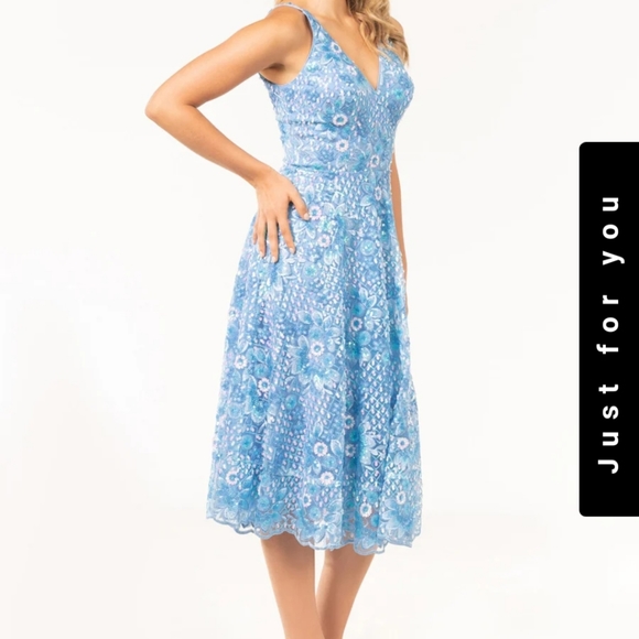 NWT Formal Dress the Population Blue Midi sequin dress - Picture 3 of 4